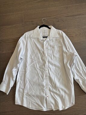 Daniel Cremieux White Dress Shirt with Gray Windowpane